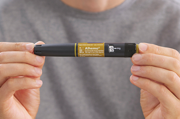 Step 4: Remove needle and recap pen